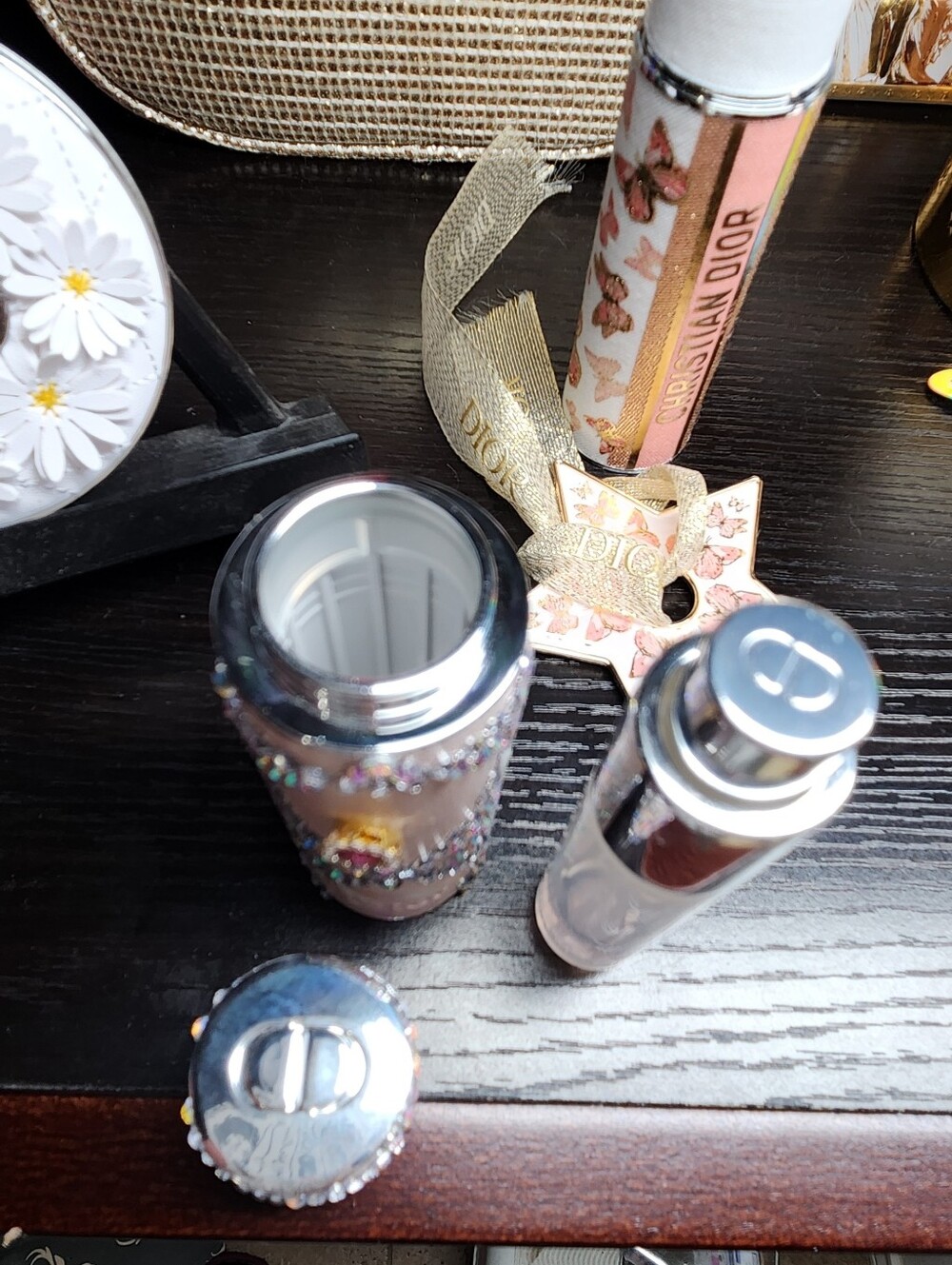 Dior Embellished Atomizer - Picture 6 of 15